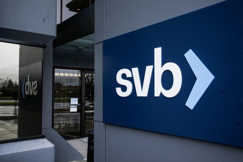 SVB building entrance
